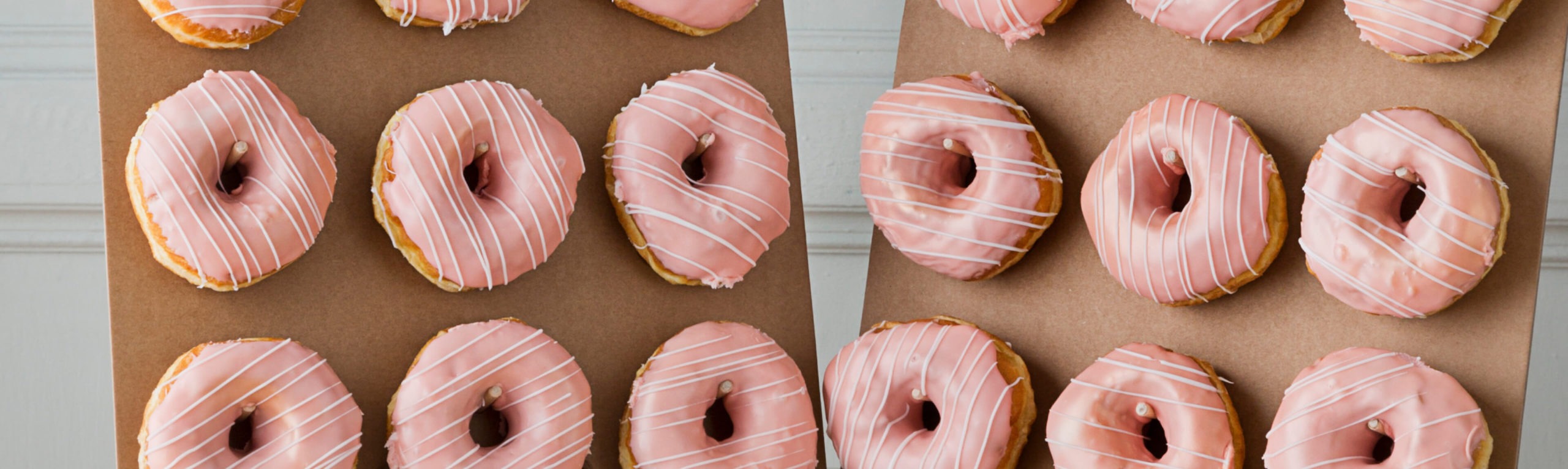 donut wall wedding