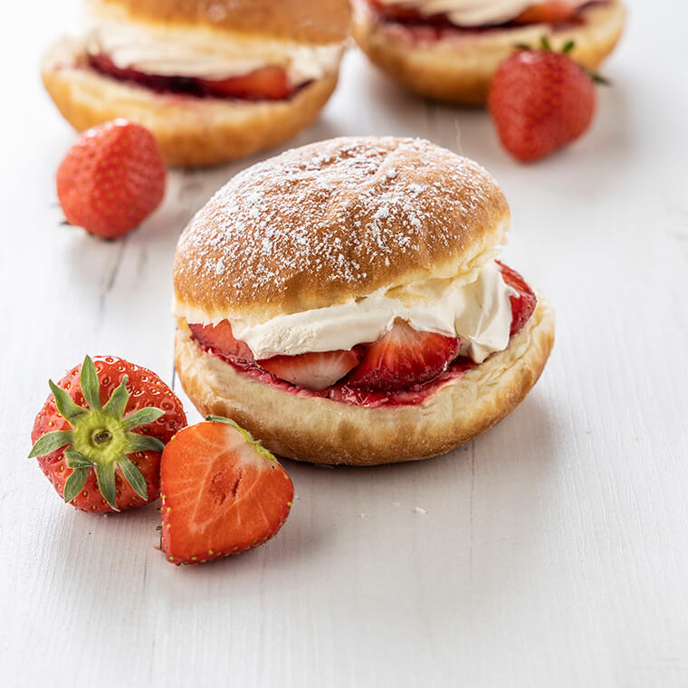 Strawberries & Cream Donuts